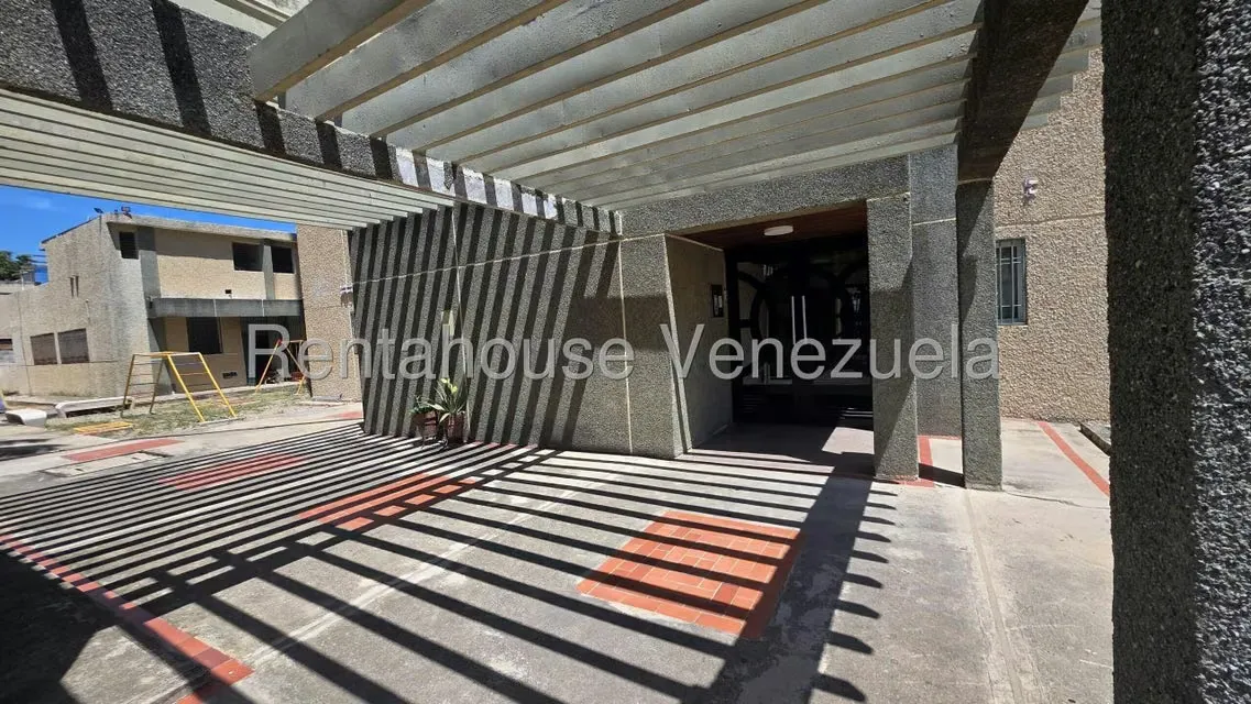 Apartamento (1 Nivel) en Venta en Ambrosio, Zulia - 2