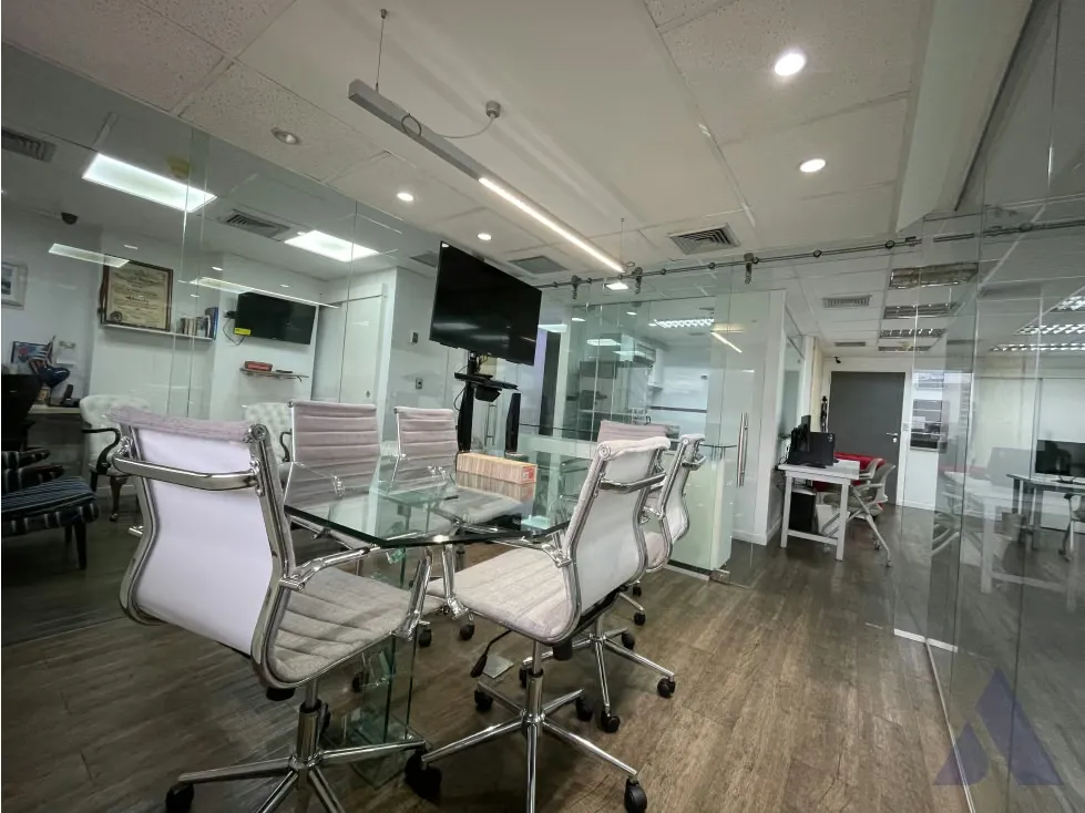 Alquilo oficina 97m2 Torre Las Mercedes 0927 - 6