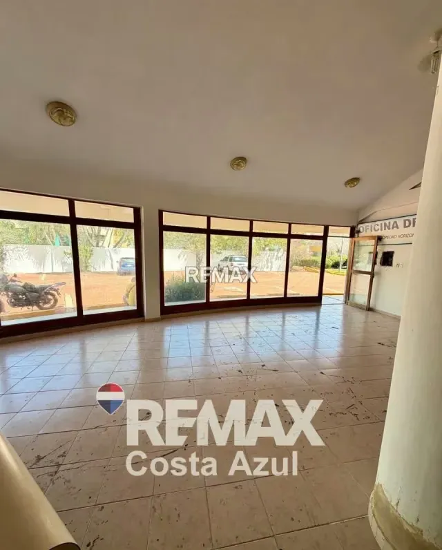 ¡Inversión Estratégica en Tucacas! Local Comercial de Alta Visibilidad en C.C. Caribbean - 15