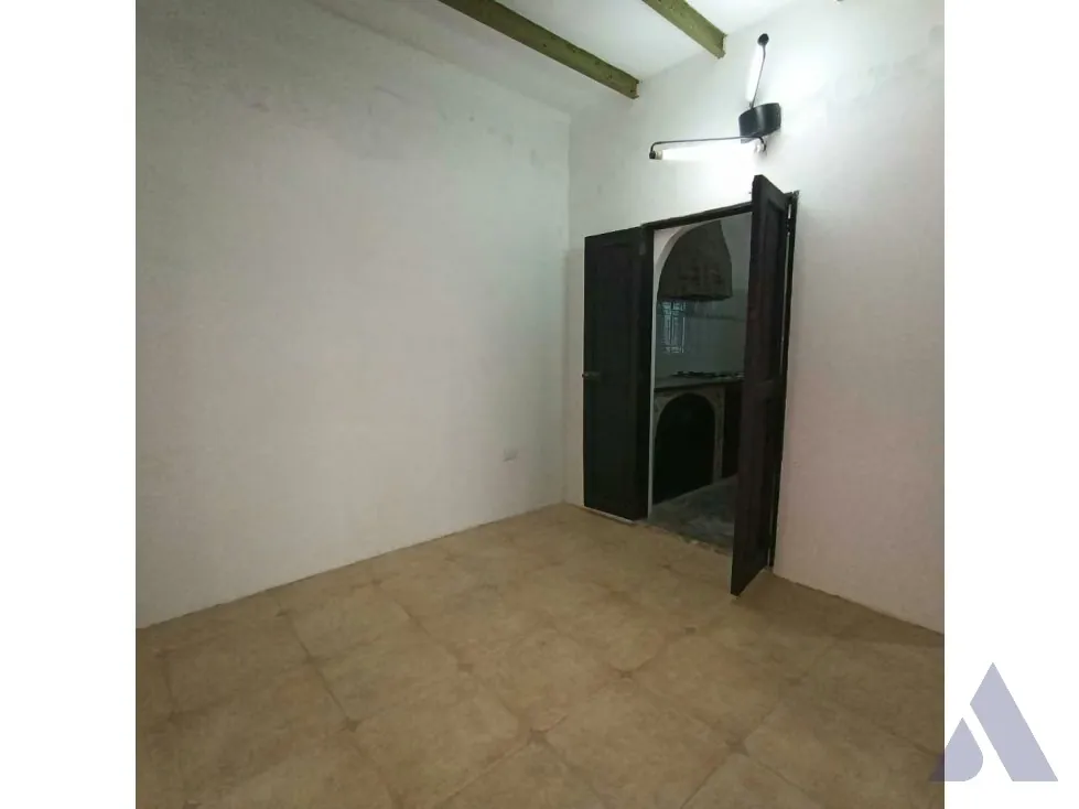 Alquilo local comercial a pie de calle 80m2 Pueblo del Hatillo 9374 - 11