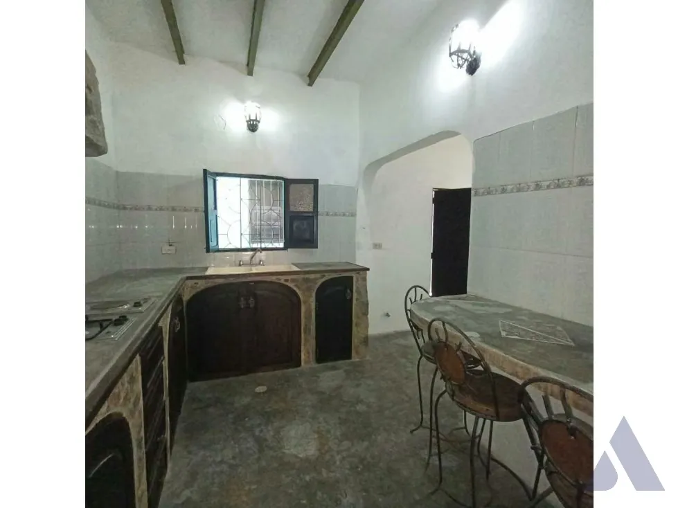 Alquilo local comercial a pie de calle 80m2 Pueblo del Hatillo 9374 - 9