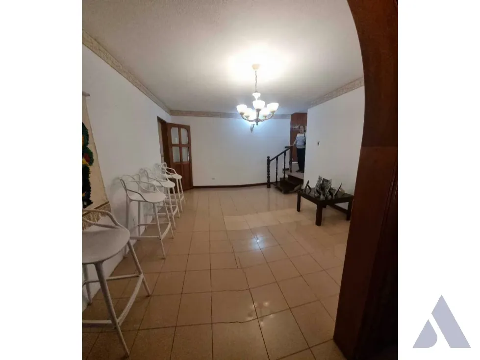 Vendo apartamento 150+60m2 Cumbres de Curumo 8451 - 11