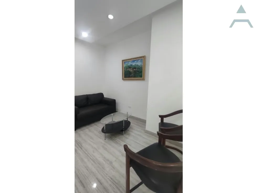Se alquila Oficina 97m² Chacao - 2