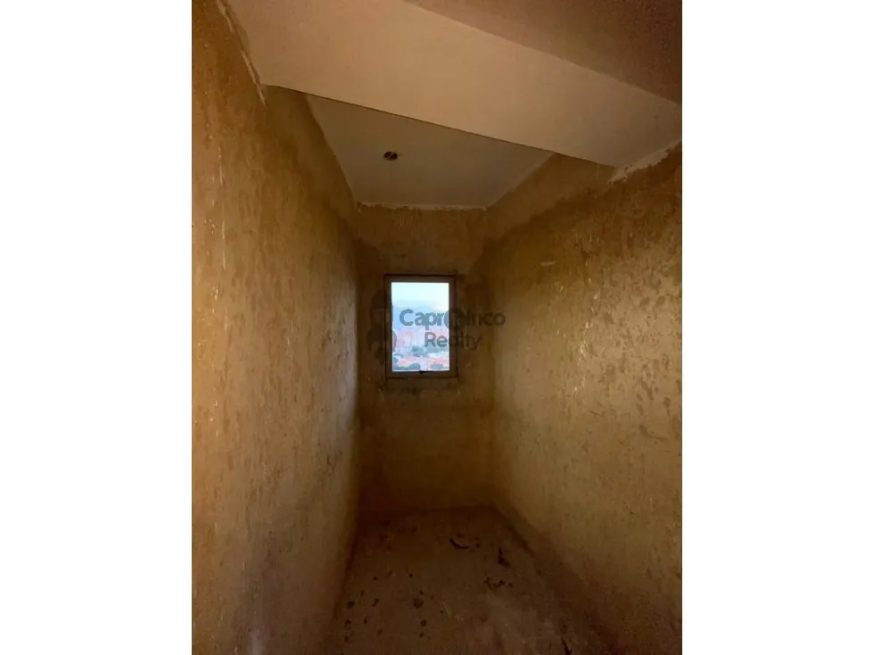 Apartamento de 800 m2 para decorar a tu gusto TCL 9560779 - 10