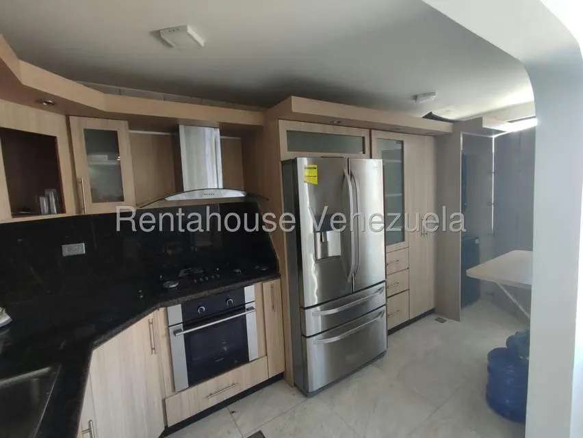 Apartamento (1 Nivel) en Alquiler en Palma Real, Carabobo - 11
