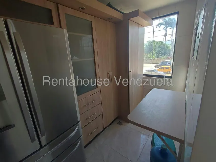 Apartamento (1 Nivel) en Alquiler en Palma Real, Carabobo - 12