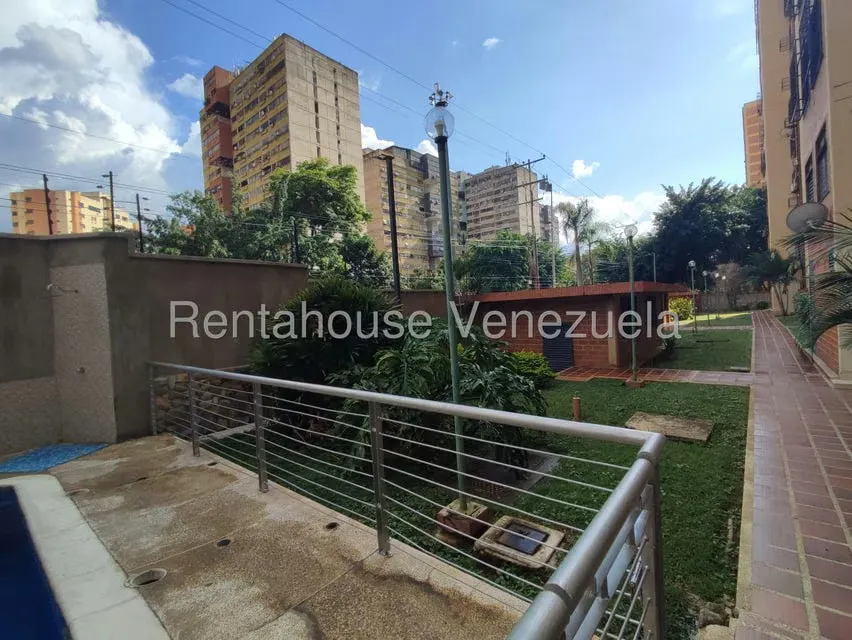 Apartamento (1 Nivel) en Alquiler en Palma Real, Carabobo - 28