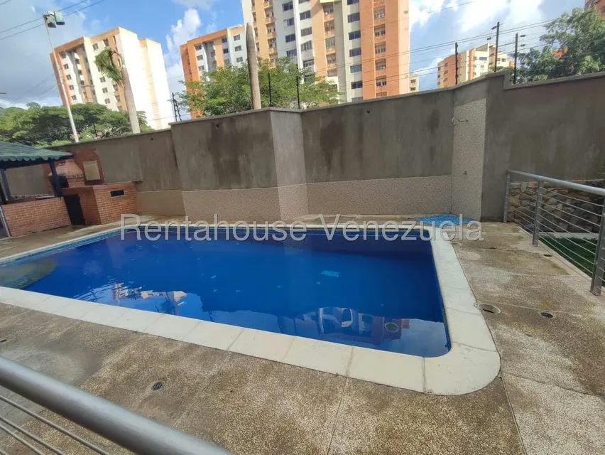 Apartamento (1 Nivel) en Alquiler en Palma Real, Carabobo - 29