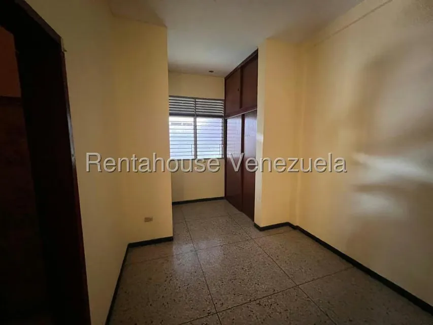 Local Comercial en Alquiler en Parroquia Concepcion, Lara - 23