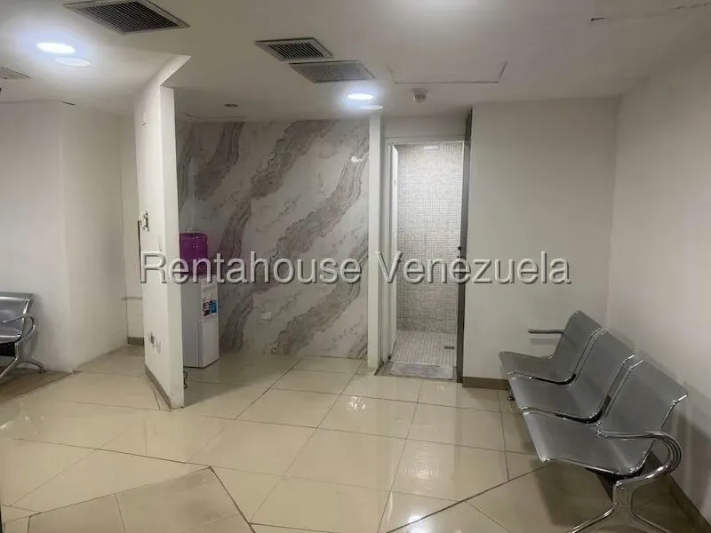 Oficina en Alquiler en El Recreo, Distrito Metropolitano - 6