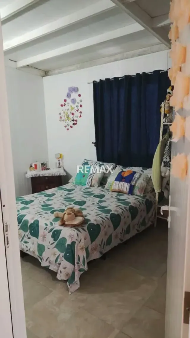En venta Casa + Apartamento ubicada en urb una familia de hogar llanitos via cordero - 2