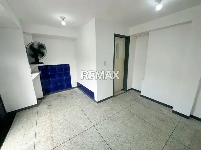 Local comercial en alquiler en Petare - 3