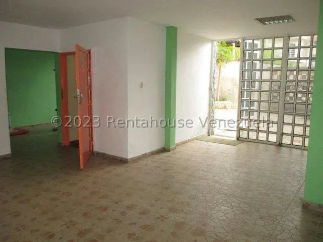 Casa (1 Nivel) en Venta en Colinas de Carrizal, Miranda - 11