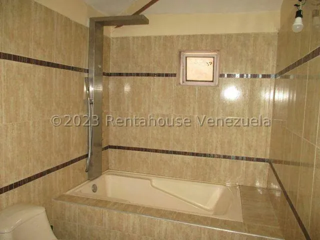 Casa (1 Nivel) en Venta en Colinas de Carrizal, Miranda - 31