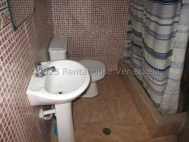 Casa (1 Nivel) en Venta en Colinas de Carrizal, Miranda - 32