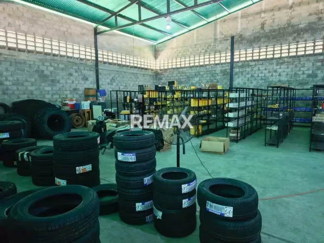 VENDE PUNTO COMERCIAL Y LOCAL COMERCIAL MACHIQUES DETRAS DE GADEMA - 8