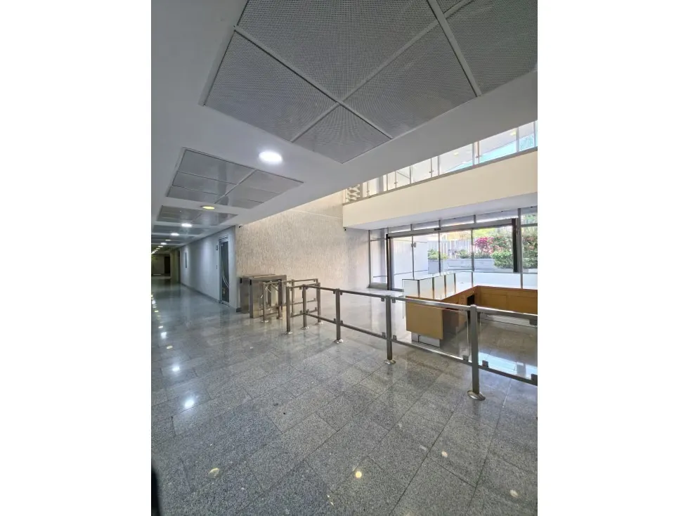 OFICINA EN ALQUILER DE 516 M2- URB. BOLEÌTA NORTE - 9