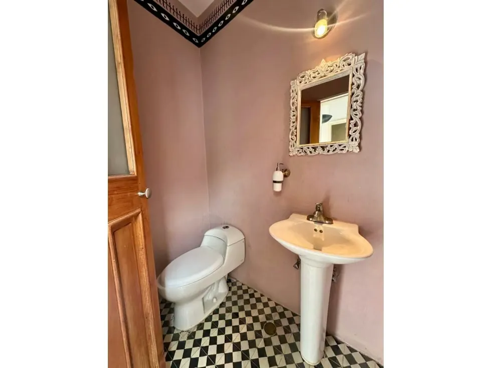 Alquilo local/casa colonial 390m2 Pueblo del Hatillo 0811 - 13