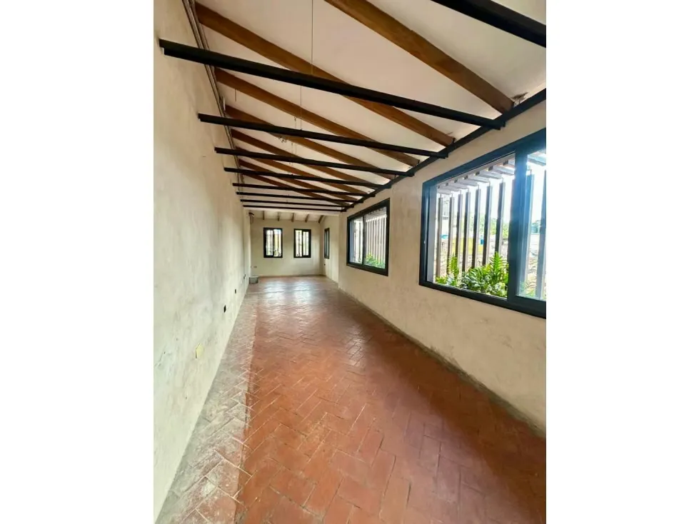 Alquilo local/casa colonial 390m2 Pueblo del Hatillo 0811 - 20