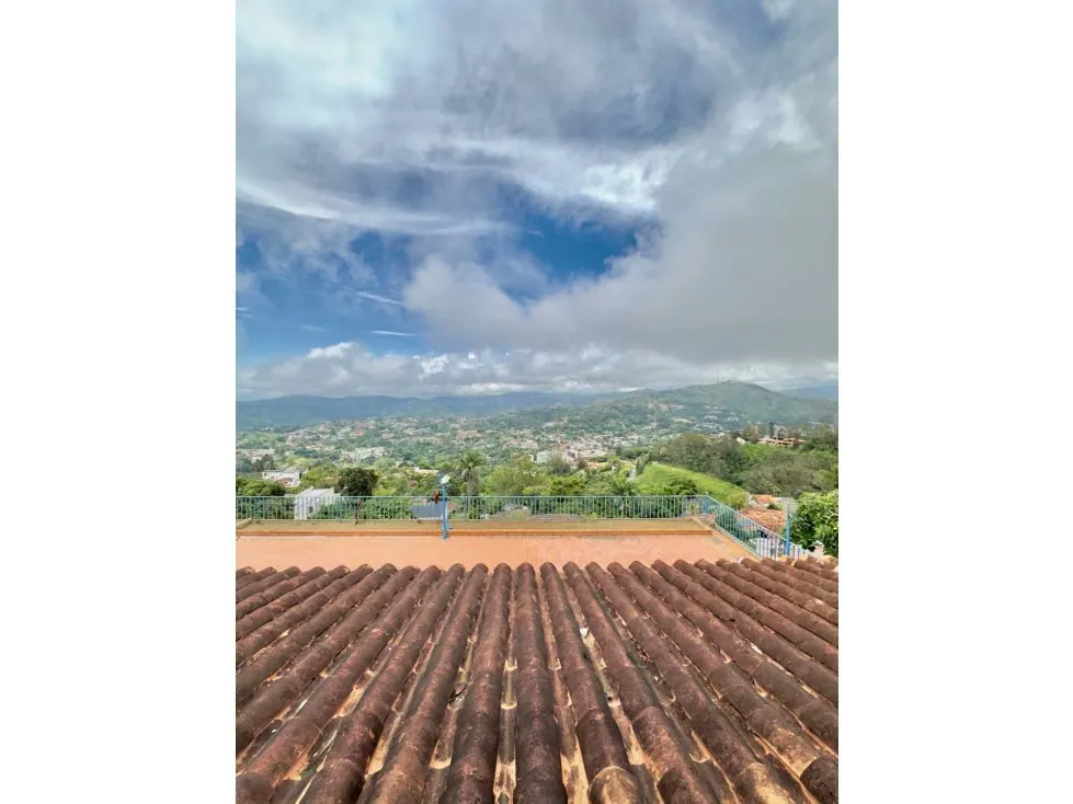 Se vende casa 750m2 La Lagunita 9121 - 3