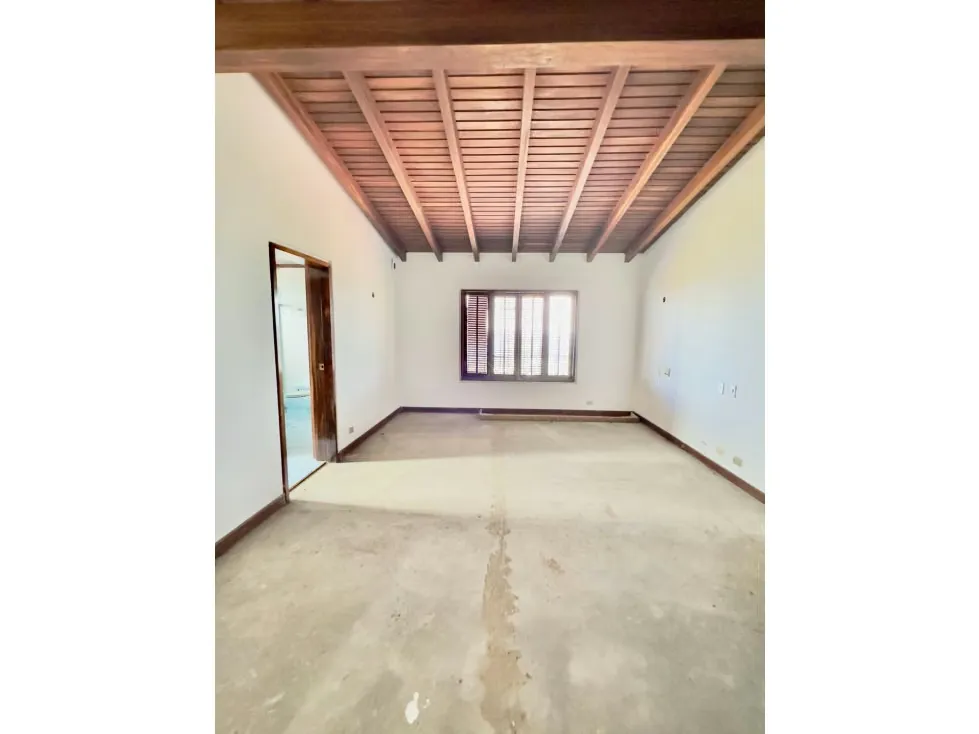 Se vende casa 750m2 La Lagunita 9121 - 10