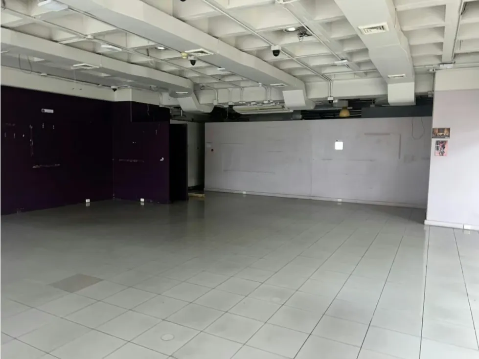 ALQUILER DE LOCAL COMERCIAL CENTRO PLAZA - 7