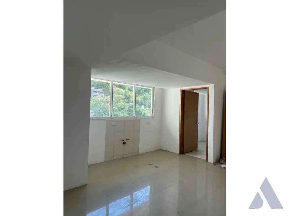 Vendo Ph 208m2 Lomas de Las Mercedes 5963 - 5