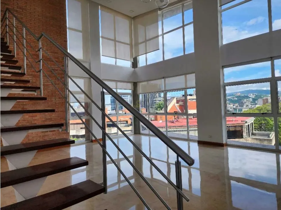 Se Alquila duplex 3H+S/5b/5E + maletero La castellana - 4