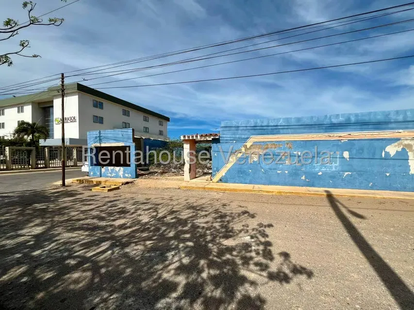 Terreno (Comercial) en Venta en Creolandia, Falcon - 2