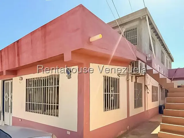 Casa (Duplex) en Venta en Santa Irene, Falcon