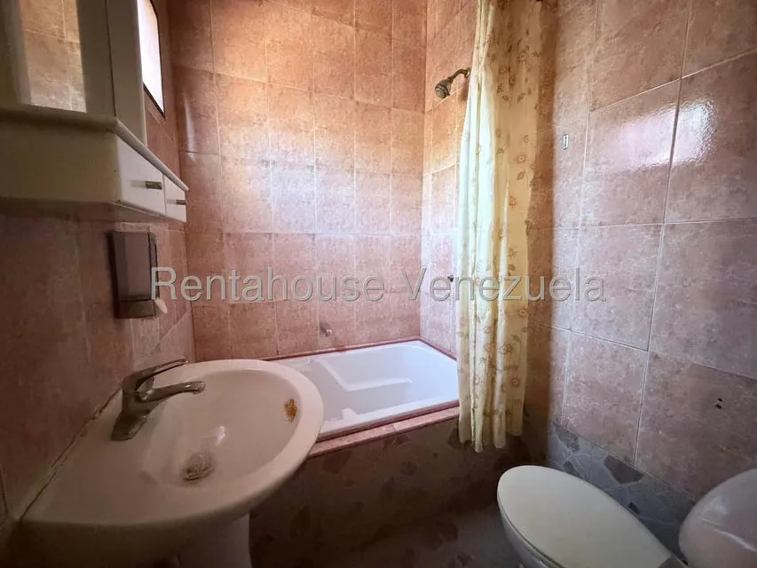 Casa (Duplex) en Venta en Santa Irene, Falcon - 15