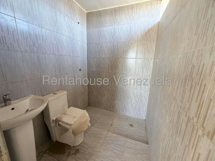 Casa (Duplex) en Venta en Santa Irene, Falcon - 31