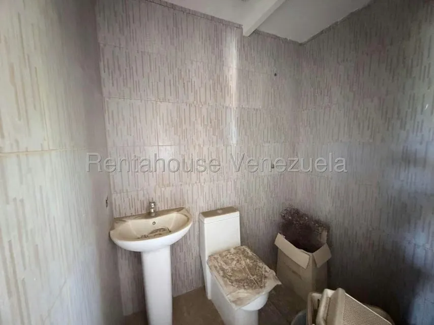 Casa (Duplex) en Venta en Santa Irene, Falcon - 41