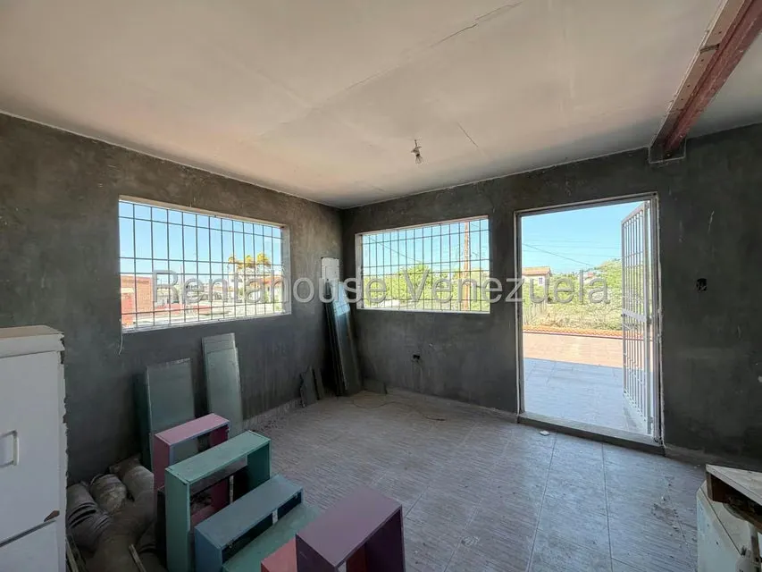 Casa (Duplex) en Venta en Santa Irene, Falcon - 43