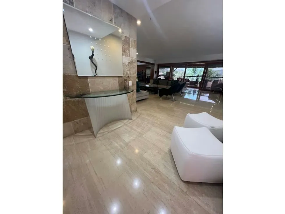 Vendo casa 565m2 4h+2s/7b/5p Caurimare 6955