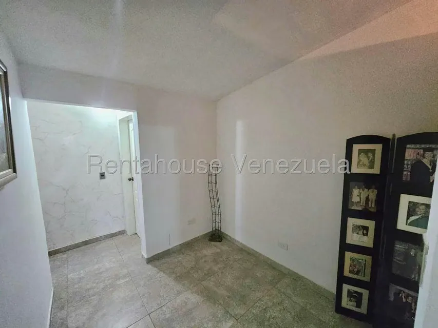 Casa (Duplex) en Venta en El Castillejo, Miranda - 11