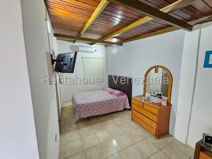 Casa (Duplex) en Venta en El Castillejo, Miranda - 38
