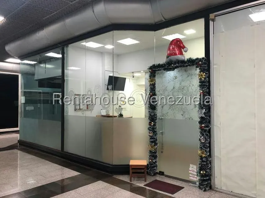 Consultorio Medico en Alquiler en El Cafetal, Distrito Metropolitano - 2