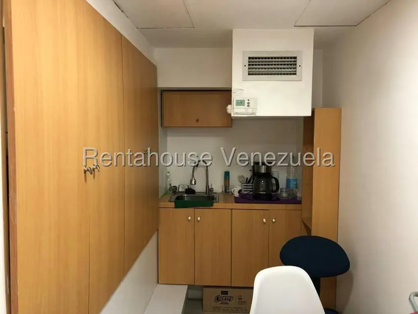 Consultorio Medico en Alquiler en El Cafetal, Distrito Metropolitano - 11