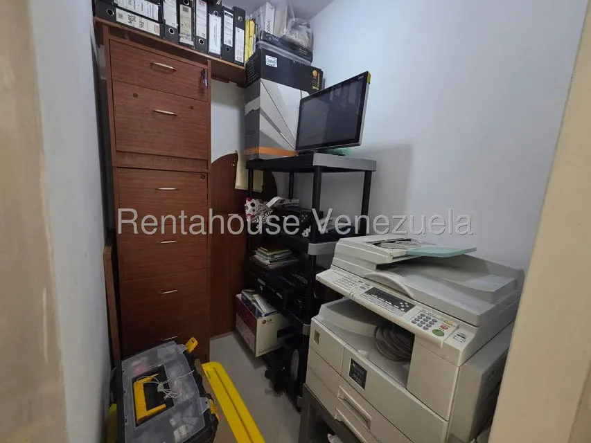 Oficina en Alquiler en Parroquia La Candelaria, Distrito Metropolitano - 21