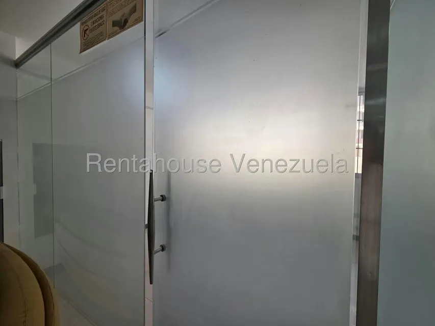 Oficina en Alquiler en Parroquia La Candelaria, Distrito Metropolitano - 22
