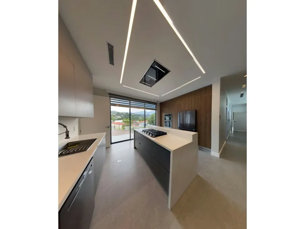 Vendo casa 1154m2 4H+S/4.5B+S/12P Prados del Este - 12