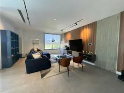 View 16