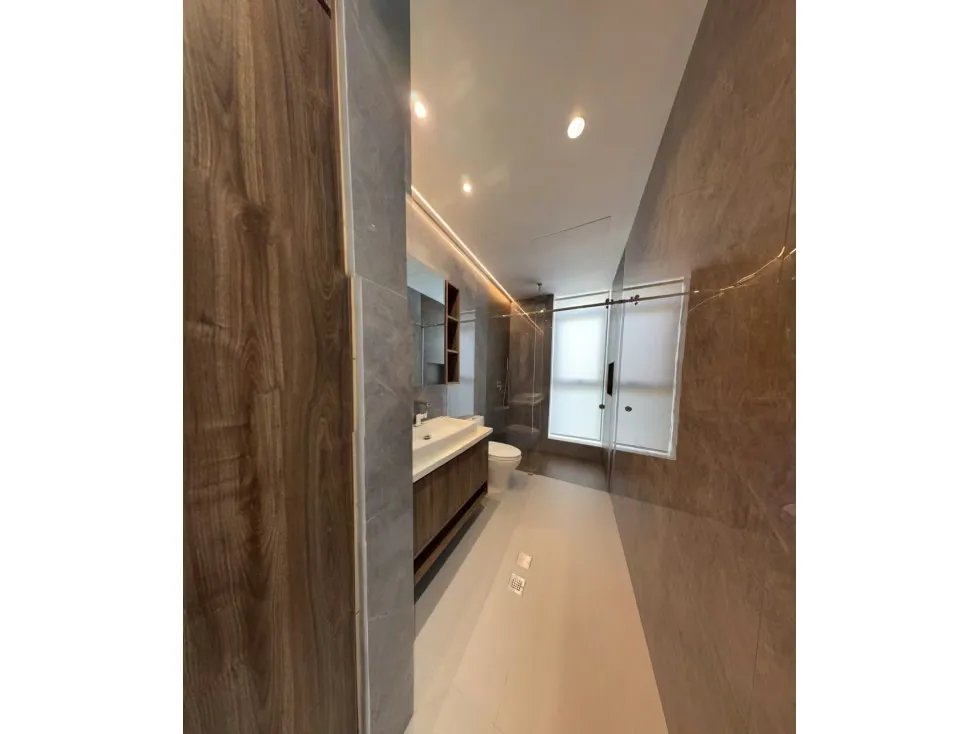 Vendo casa 1154m2 4H+S/4.5B+S/12P Prados del Este - 24