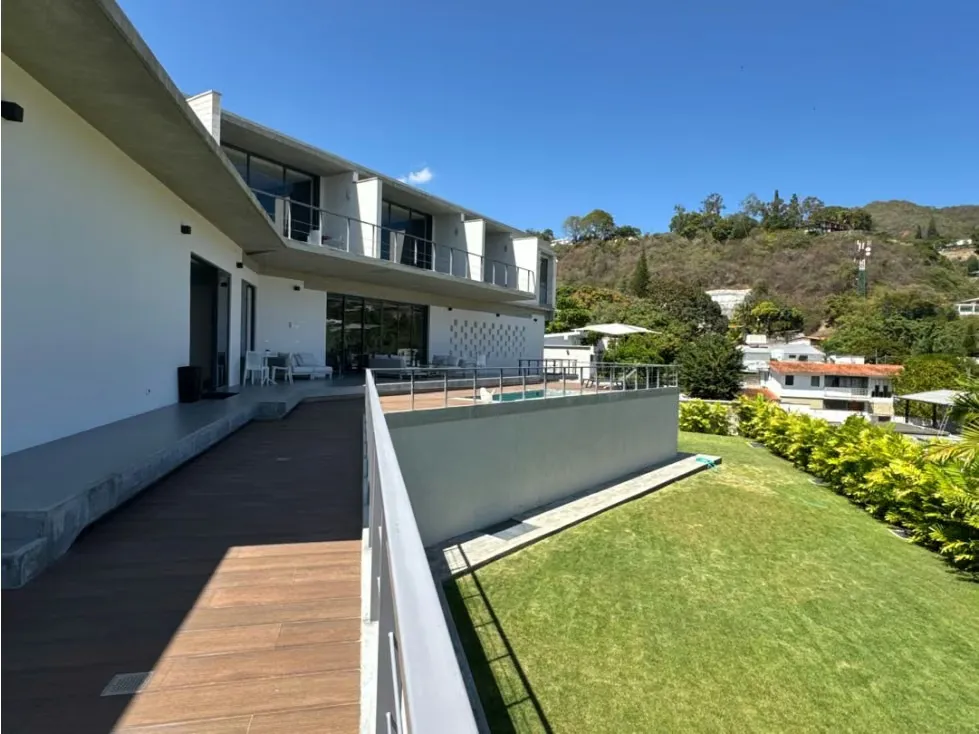 Vendo casa 1154m2 4H+S/4.5B+S/12P Prados del Este - 30