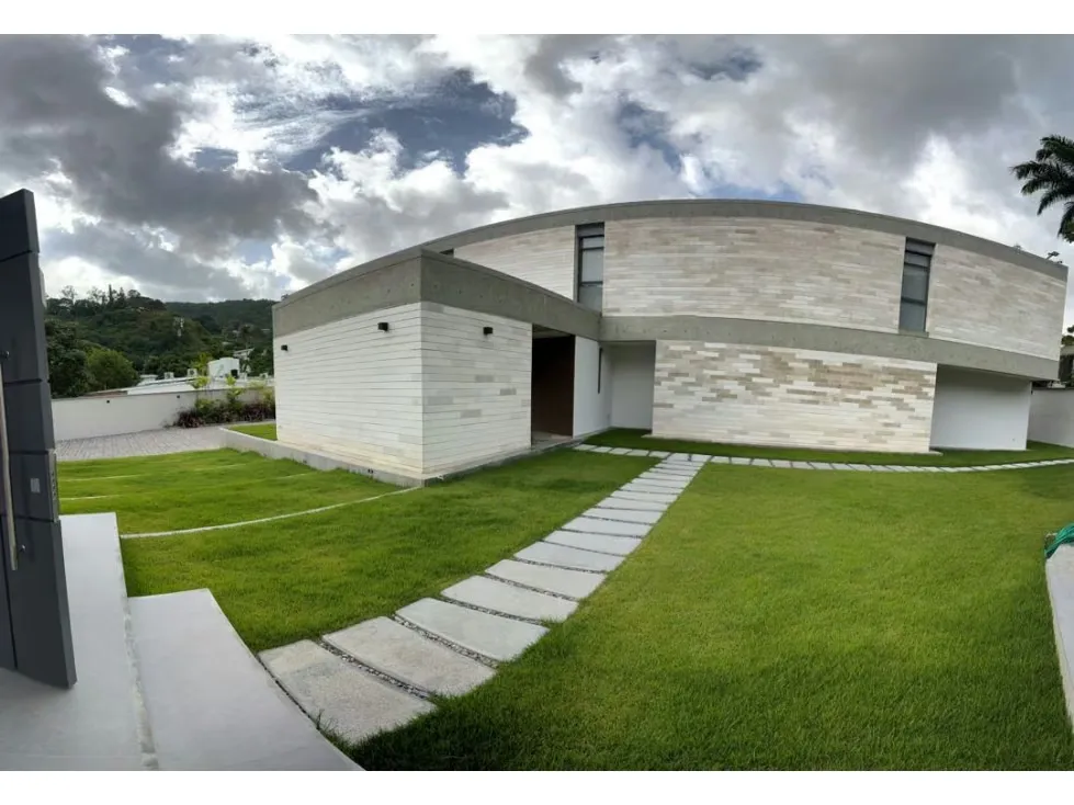 Vendo casa 1154m2 4H+S/4.5B+S/12P Prados del Este - 5