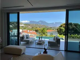 View 10