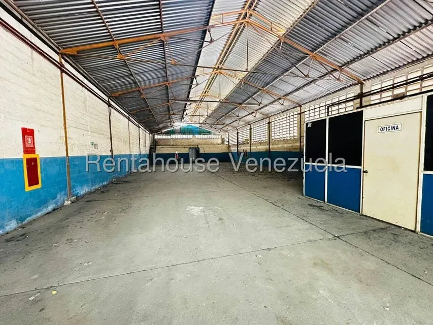 Local Comercial en Venta en Zona Industrial Las Vegas, Aragua - 3