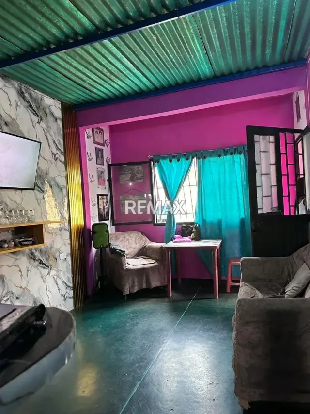 Se vende casa ubicada en San Josesito sector E calle union - troncal 5. - 4