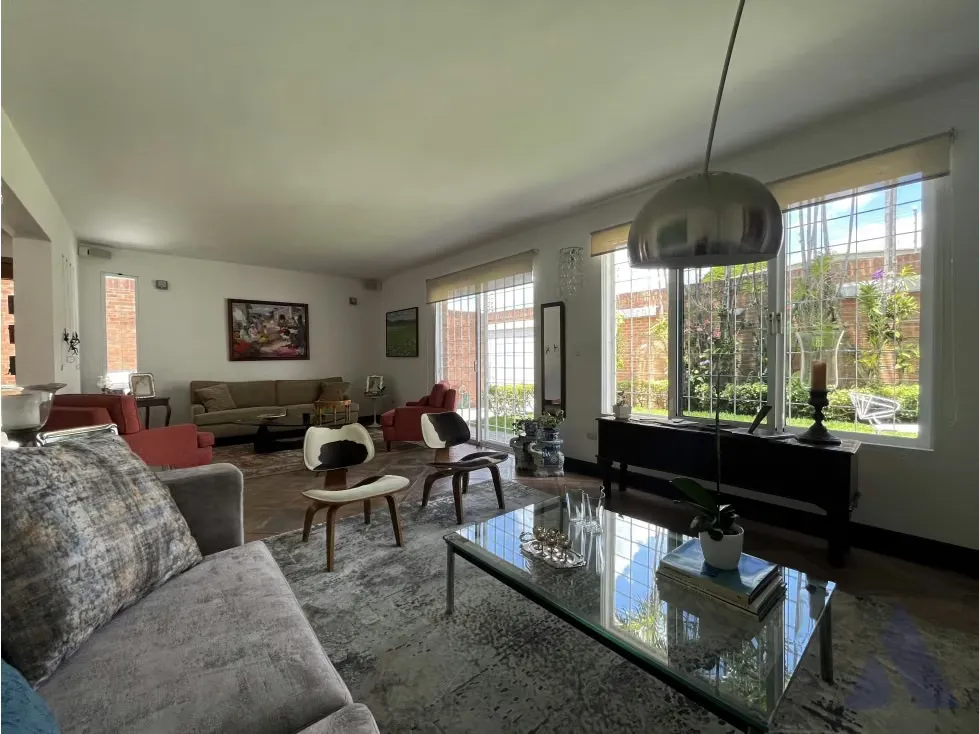 Se vende casa 320m2 Sebucan 7364 - 3
